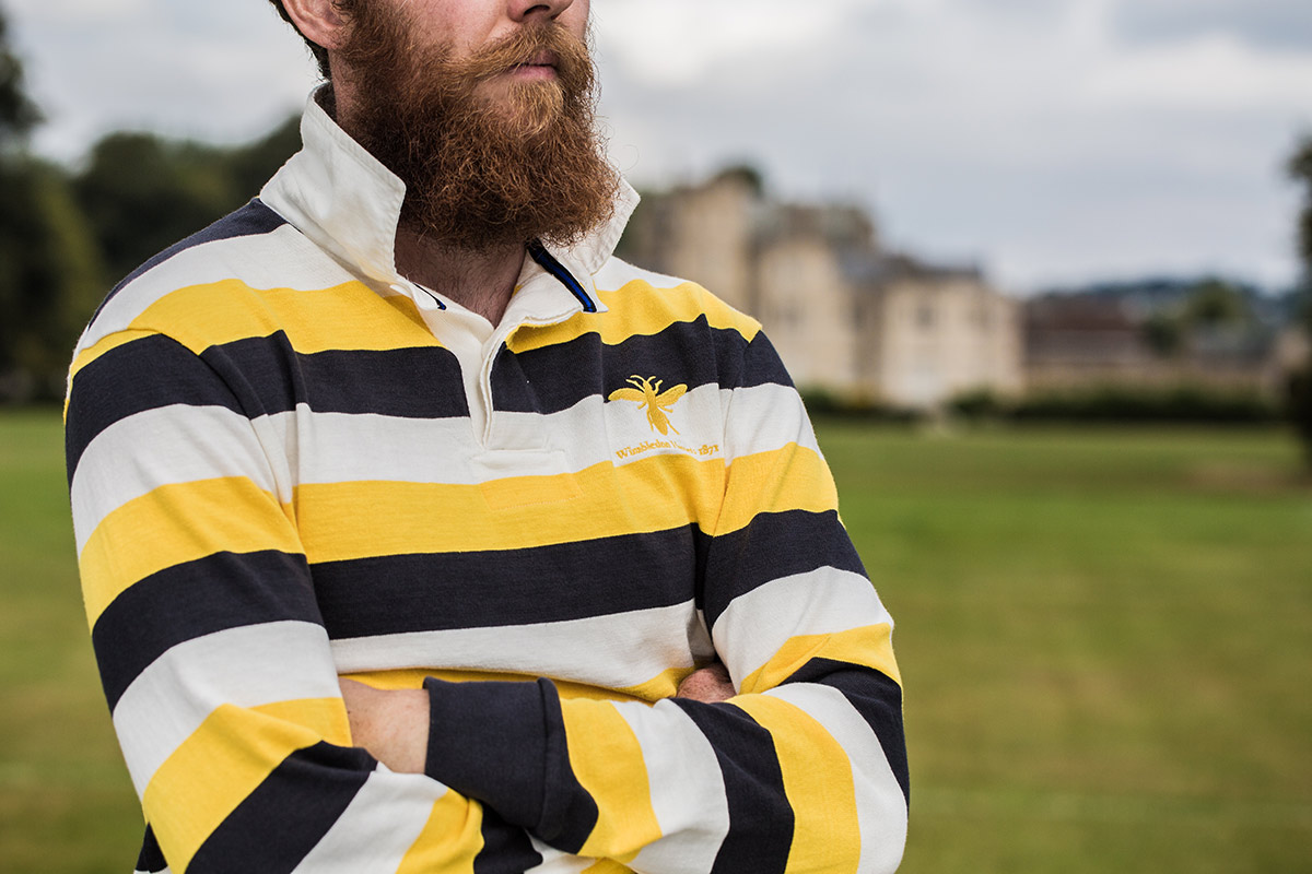 rugby-shirt Wimbledon Hornets on model close-up